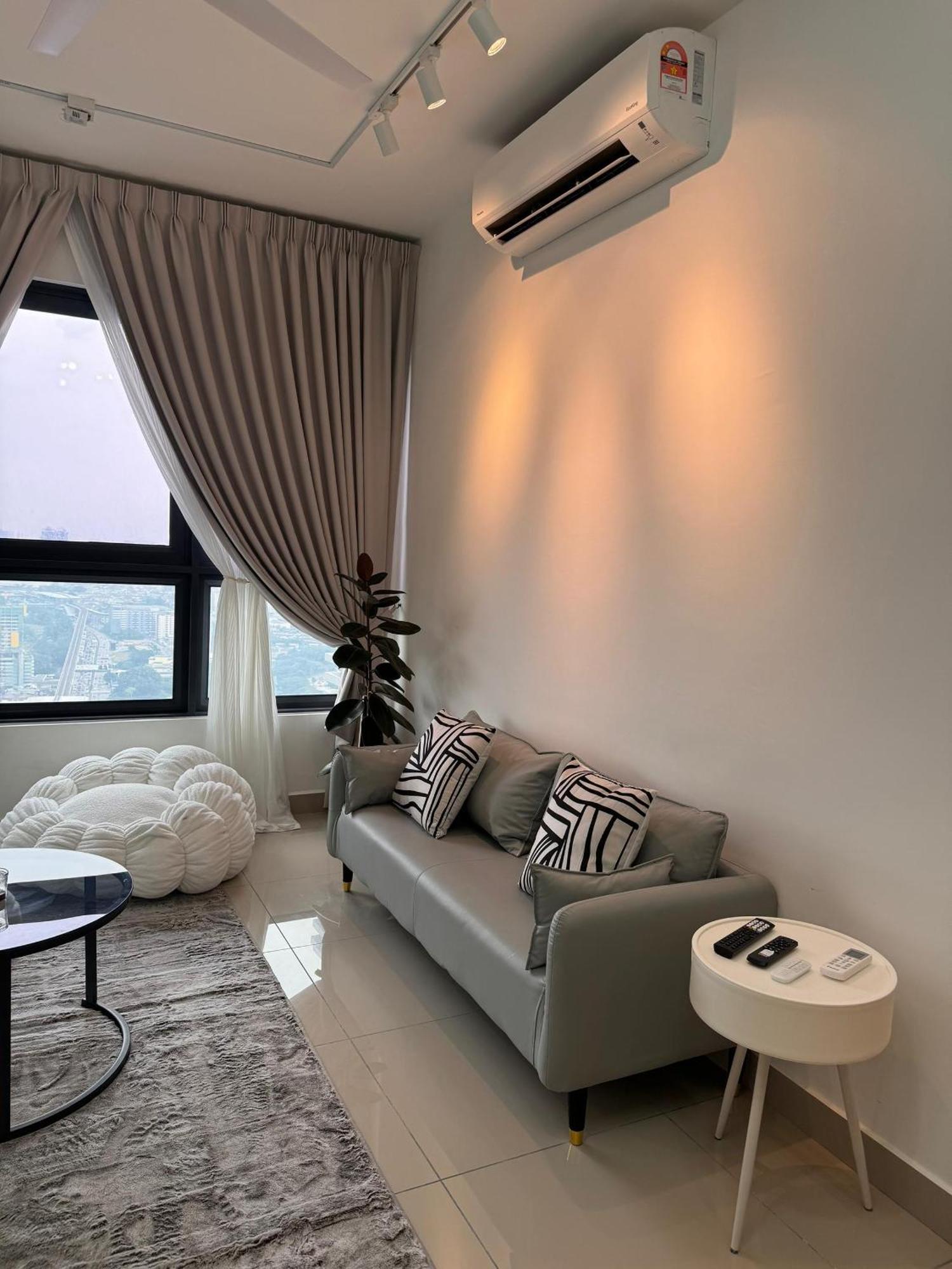 Roombnb Mvertica Kuala Lumpur Exterior foto
