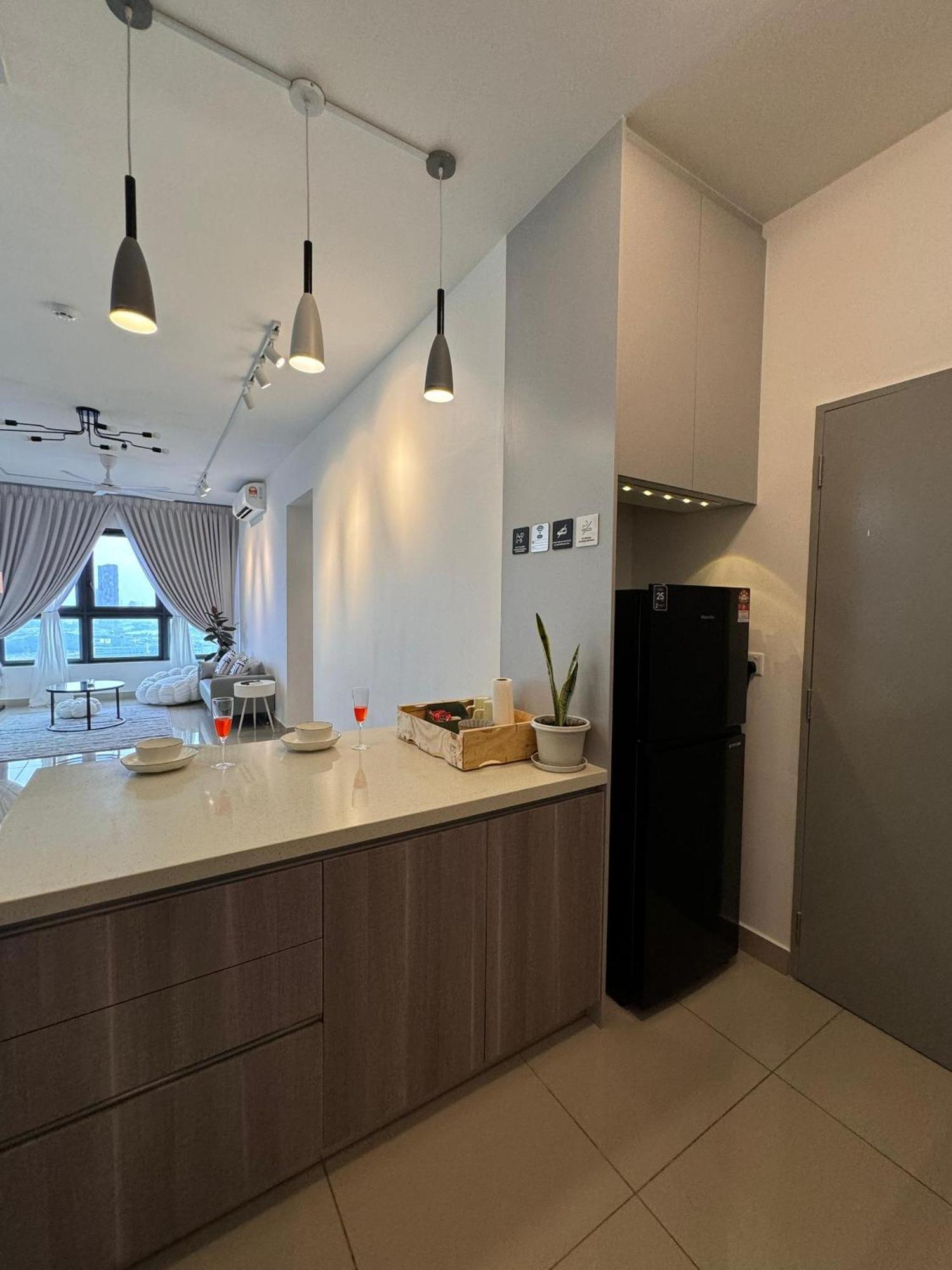 Roombnb Mvertica Kuala Lumpur Exterior foto